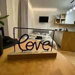 Love Glow Studio
